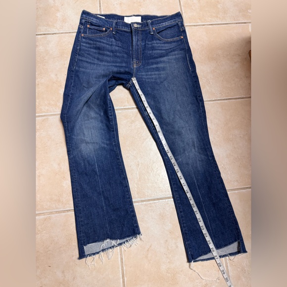 MOTHER Insider Cropped Step Fray Women's Blue Jeans - Picture 9 of 16